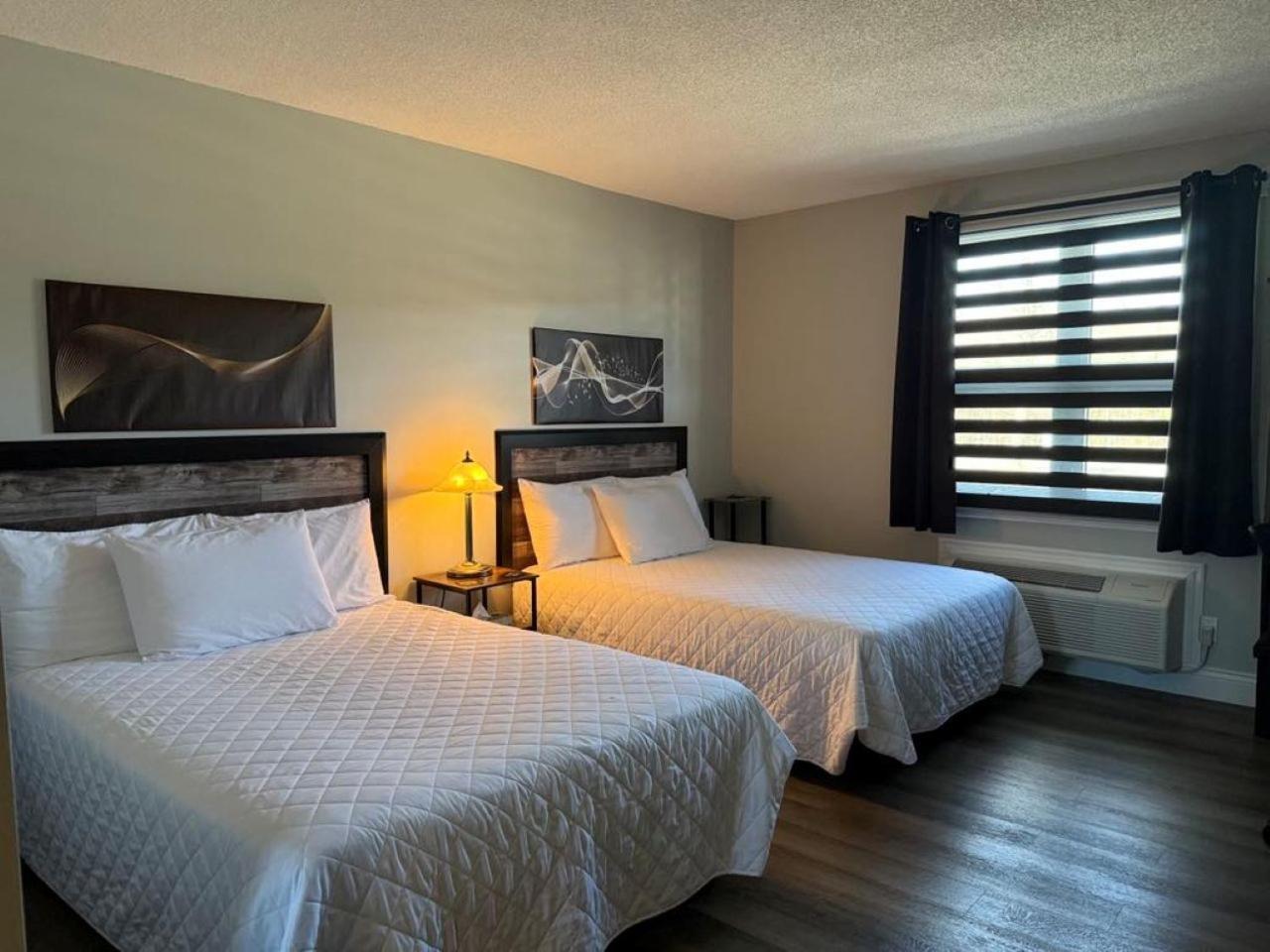 Auberge Micky Inc Edmundston Extérieur photo
