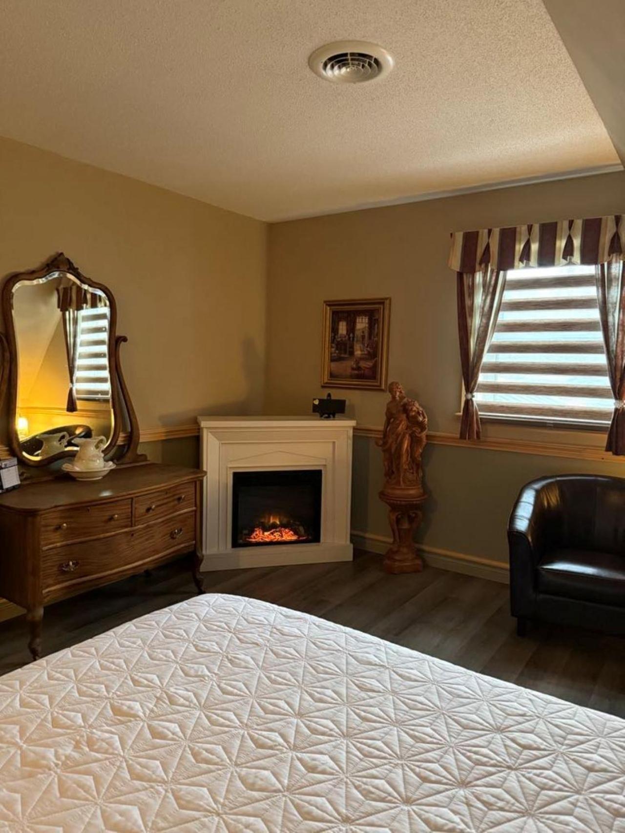 Auberge Micky Inc Edmundston Extérieur photo