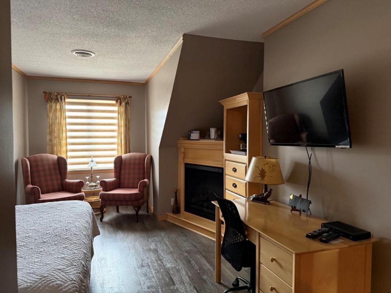 Auberge Micky Inc Edmundston Extérieur photo
